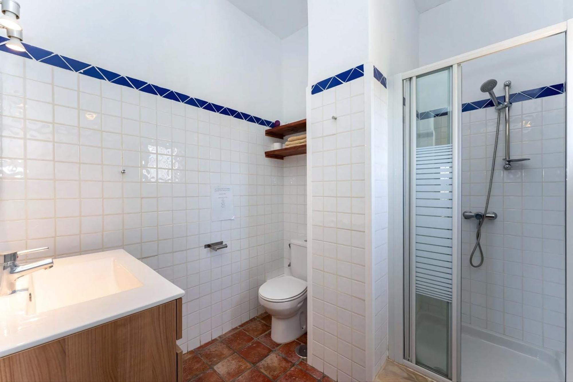 Castle Tower Ground Floor Apartment In Rural Holiday Park 'Cezanne' Tolox Exteriér fotografie